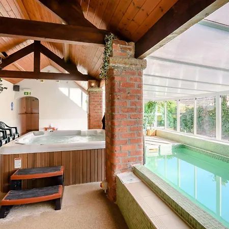 3 Bed In 88956 Newton-on-Rawcliffe