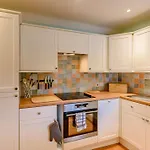 3 Bed In Pickering Oc-88956 *